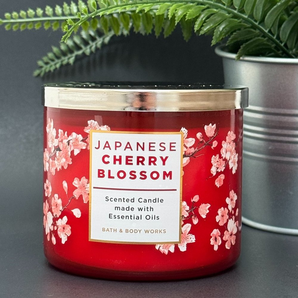BBW Japanese Cherry Blossom Bath & Body Works 3 Wick Candle